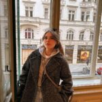 Aslı Enver Instagram – Met him in the Old Town🤍 Old Town Square, Prague