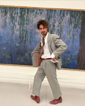 Avan Jogia Instagram - chaotic water lilies