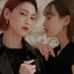 Ayaka Miyoshi Instagram - -DIOR- ディオール ウィメンズ クリエイティブ ディレクターの マリア・グラツィア・キウリが 過去と未来が同時に存在する 「現在」の意味に立ち返って考案したコレクション。 魔女や植物学を伝承し、自然の時間を尊重する 地母神の知恵の継承者といったエッセンスが コレクションに込められている。 イタリア人アーティスト アルベルト・ブッリの作品へ深い造詣が込められ 涙、裂傷、燃焼といったパフォーマティブな要素が特徴。 @dior @mariagraziachiuri #DiorSS24 #SupportedbyDior