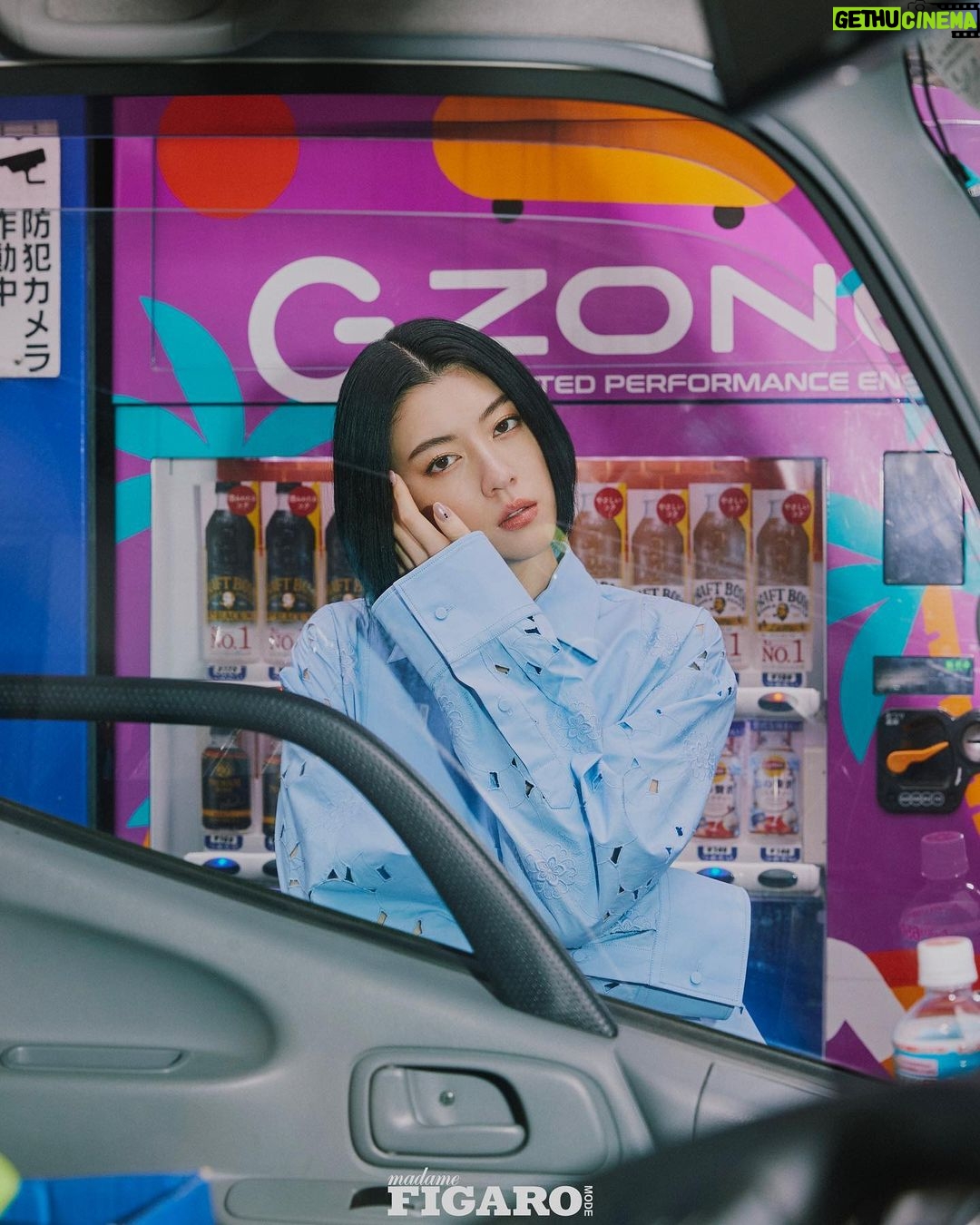 Ayaka Miyoshi Instagram - madame FIGARO MODE China 175 Cover Story "LOST IN TOKYO" Photo @keitanakada Direction&Styling @tsuyoshikurata Hair&Make @masayoshiokudaira Production @tokyo_matto Movie @w_a.t_a @hirao_kazuyoshi