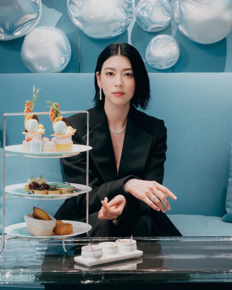 Ayaka Miyoshi Instagram - -Tiffany&Co.- First time in HK~~!!!💞 I was really looking forward to this day!!! Enjoyed Blue Book event and the shop tour of Flagship store in HK etc. 🩵🩵🩵 I'll be back soon… #JeanSchlumberger #TiffanyHighJewelry #TiffanyBlueBook #TiffanyAndCo #TiffanyHK @tiffanyandco