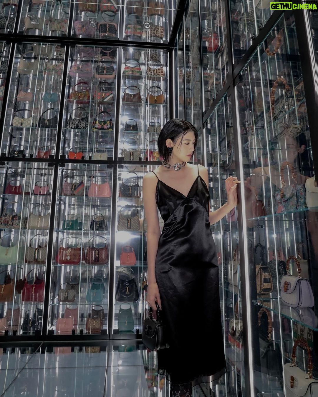 Ayaka Miyoshi Instagram - -GUCCI- グッチのクリエイティビティと クラフツマンシップを探求する イマーシブなエキシビションが グッチ銀座 ギャラリーに登場。 グッチ銀座 ギャラリー 2023年10月19日(木) - 2024年 春 11:00 ‐ 20:00 ※グッチ銀座に準ずる @gucci #GucciVisions #GucciGinzaGallery #GucciHorsebit1953 #PR Gucci 銀座