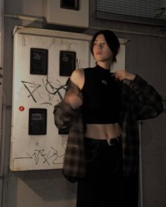 Ayaka Miyoshi Instagram - tops: @alexanderwangny pants: @wonem_official shirt: @ssstein_design belt: @matinkim_seoul shoes: @nike @ambush_official #alexsanderwang #wonem #stein #martinkim #nike #ambush