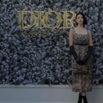 Ayaka Miyoshi Instagram - -Dior Beauty- クリスチャン・ディオールが愛した パリのチュイルリーガーデンをテーマに 六本木ヒルズアリーナに期間限定オープンする、 「GARDEN OF DREAMS -ガーデン オブ ドリームズー」 幻想的に輝くホリデーガーデンはまさに 静寂な美しいパリにタイムスリップしたかのような空間。 普段とはまた少し異なる特別感と 胸が高鳴る夢のような「ガーデン オブ ドリームズ」 パリを代表するチュイルリー庭園にインスパイアされた ホリデー限定のメイクアップコレクションなども。 是非特別な時間を。 @diorbeauty @dior #DREAMINDIOR #DIORHOLIDAYS #ガーデンオブドリームズ #SupportedByDior Roppongi Hills Arena