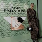 Ayaka Miyoshi Instagram - -PRADA- 「プラダ ビューティ トウキョウ」が原宿にオープン PRADAの数々のフレグランスを体験できる他 UVプリントを施せる限定サービスも。 この機会に是非華やかな香りに包まれながら特別な体験を🎁 #prada #PradaParadoxe #PradaBeauty #プラダパラドックス #pr