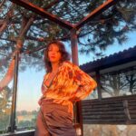 Aybüke Pusat Instagram - #goldenhour diye ben… 🍯🐝