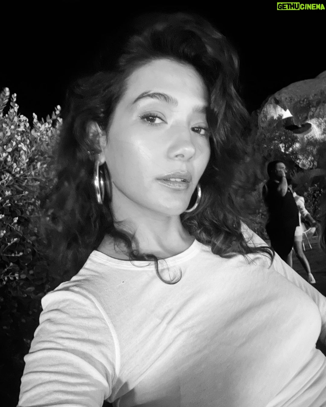 Aybüke Pusat Instagram - Storyde kalmasın… 📸😏🌹