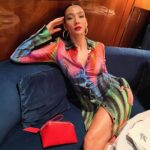 Aybüke Pusat Instagram - 🌈🌹🍯🐝🌴
