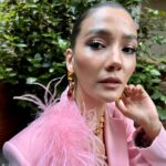 Aybüke Pusat Instagram - Barbie World 🌸🥂🤍 @a.batuhancetin @ondertiryaki @ilathebrand @the_ninon