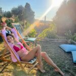 Aybüke Pusat Instagram - Üzümünü ye bağını sorma.. 🧃🍇🍷 Bozcaada