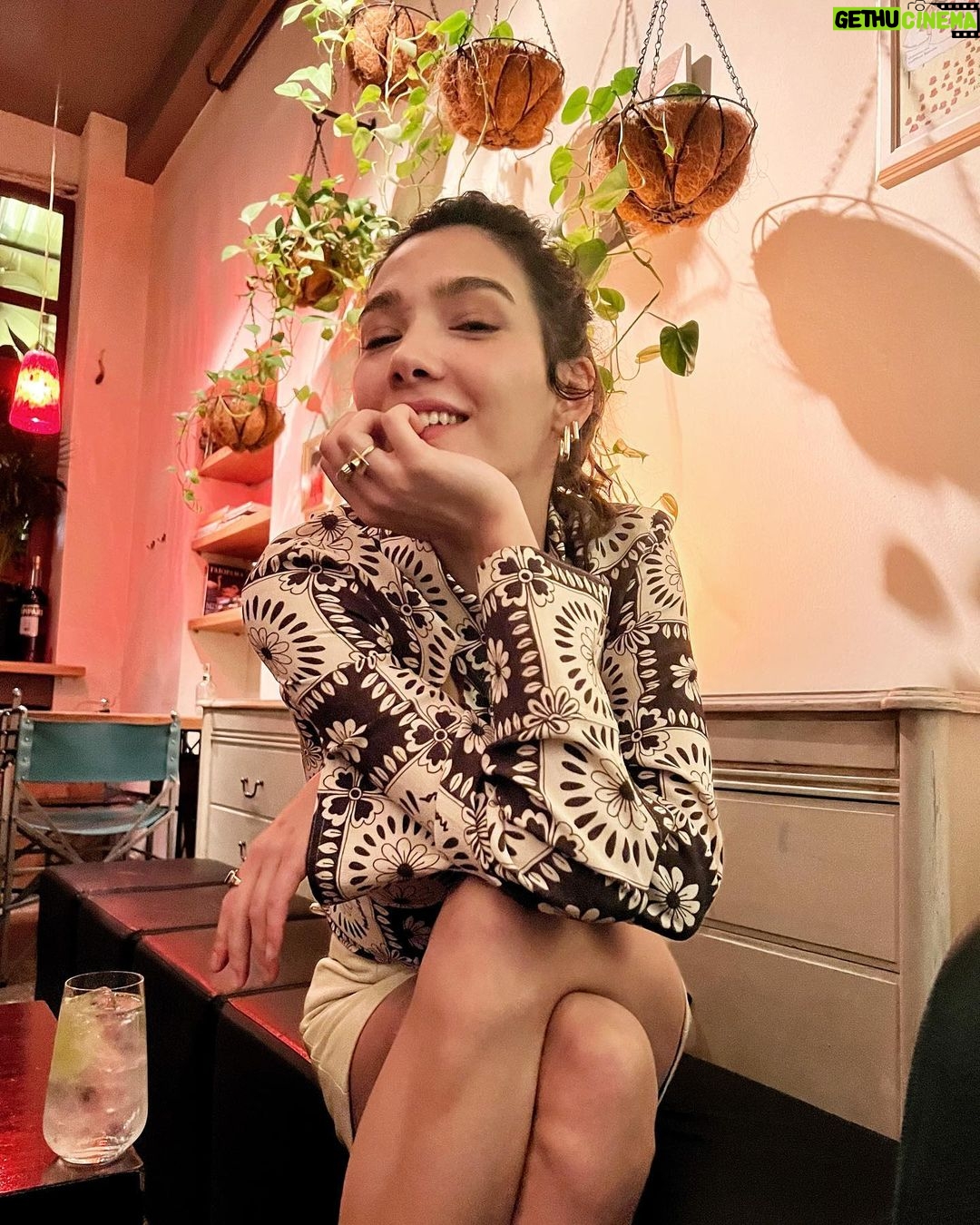 Aybüke Pusat Instagram - Mitolojiyi yakından incelemek için burdayız.. #athens Athens, Greece