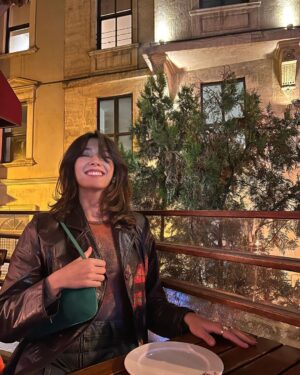 Aybüke Pusat Instagram - Hoş geldin ‘Nisan’ 💖 #nisan