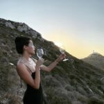 Aybüke Pusat Instagram - Günbatımında şarap içmekten hoşlanırım 🥂 Knıdos Antik Kent