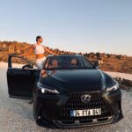 Aybüke Pusat Instagram - Bela geri döndü… 👻 @lexusturkiye #lexusNX