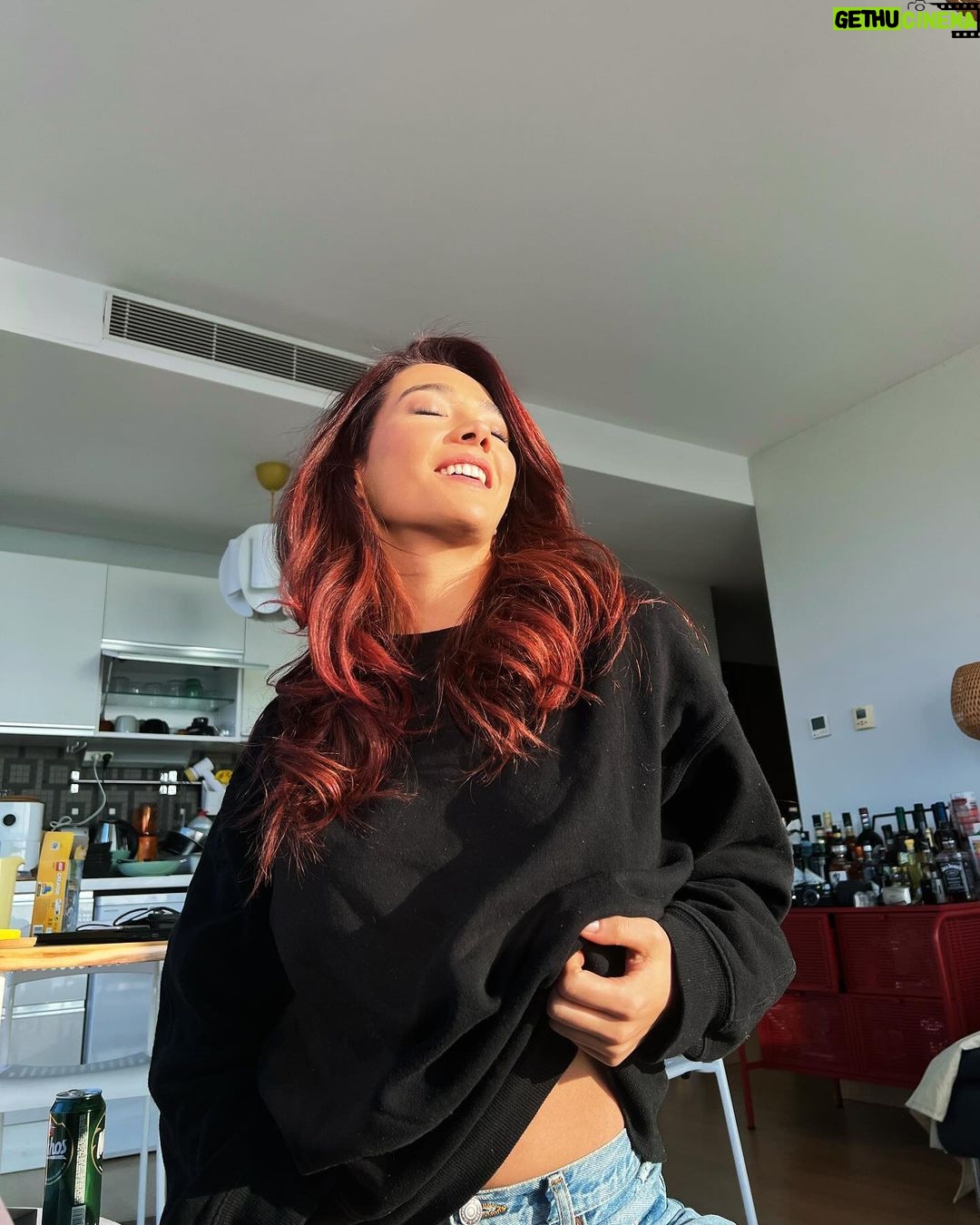 Aybüke Pusat Instagram - Haftaya size çok iyi bi haberim olacak! 🌹😏❤️