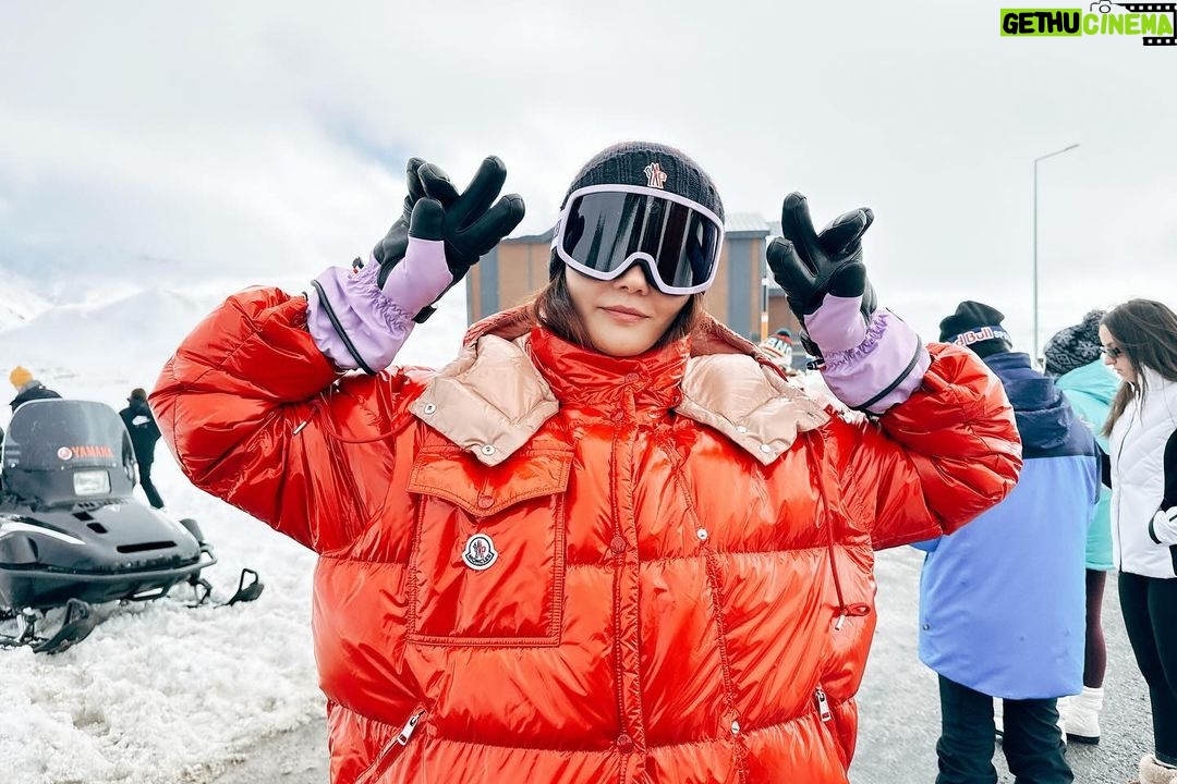 Aybüke Pusat Instagram - Kızıl Elsa dedik bu sefer de… ❄️❄️☃️🎿 DAS 3917