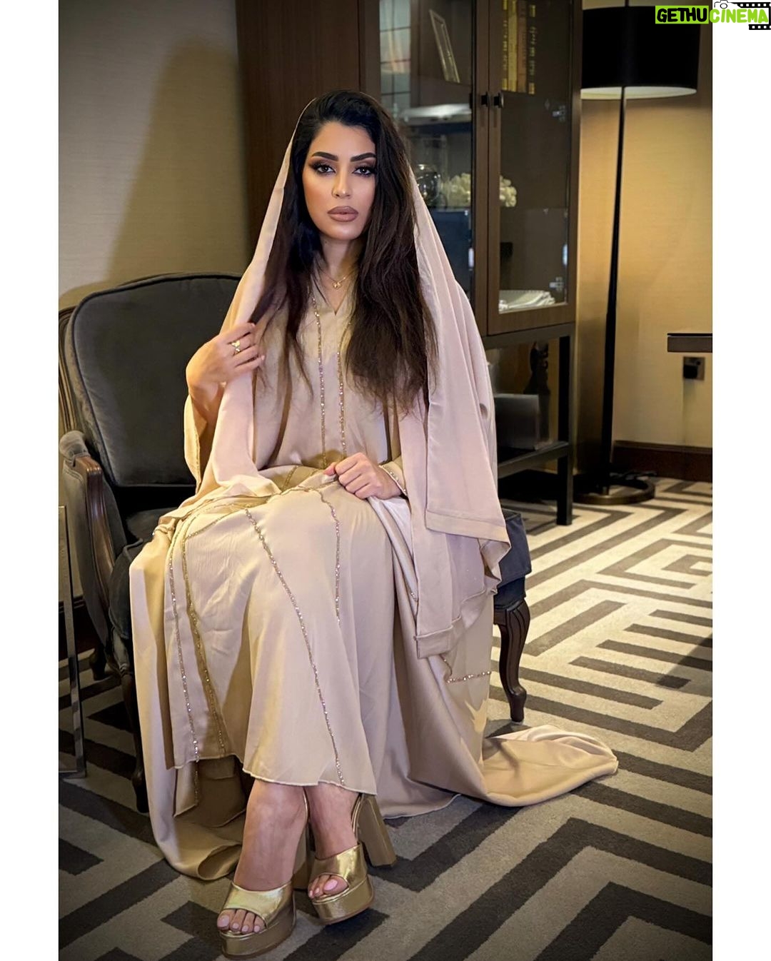 Ayten Amer Instagram - Ramadan look 🏮 Make up by @hawraa__mk Abu Dhabi, United Arab Emirates