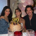 Bárbara de Regil Instagram - HAPPY BIRTHDAY TO YOU MY CHICK✨🎁 🎂 No se a cuantas personas les pase esto … pero YO sonrío cuando pienso en ti @marderegil._ Yo te amo sinceramente ❤️ sin condiciones … quiero verte siempre sonreír , quiero verte siempre BIEN . Siempre juntas mi neni Festejó tu vida con toda la honestidad