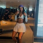 Bárbara de Regil Instagram - Un post honesto . Por qué honesto ? Pues pude omitir la quemada que me metí … pero no . Por qué así es la vida y mientras tú ves estas fotos “bonitas” la realidad es que me ardía un montón ! PEROOOO así está la vida 🎢 uno nunca está del todoooo bien todooo el tiempo . Y tenemos q tener la mejor actitud siempre ❤️ tratar de ver lo bueno dentro de las cosas no planeadas “malas” Urth Caffe - Melrose Ave, Hollywood CA