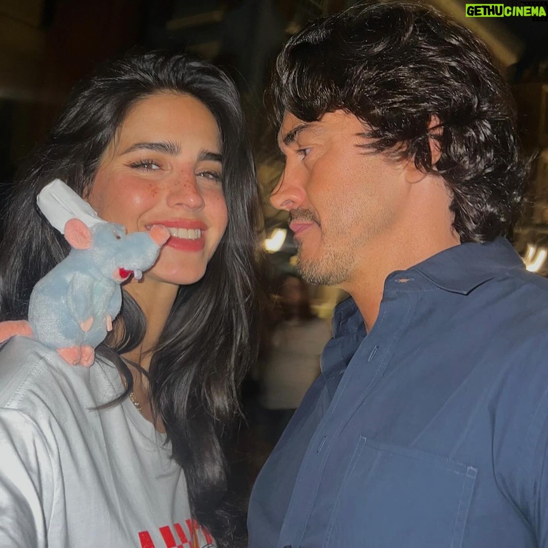 Bárbara de Regil Instagram - ❤️🩹🎢✨ Walt Disney World