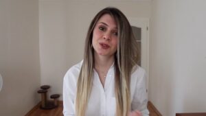 Baraa Al Zubaidi Instagram - spinster عانس ! ارضاء الناس قانون لا يمثلني🕊