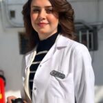 Baraa Al Zubaidi Instagram - دكتورة وهيبة حشرية مثل بيبيتها وراح تدخل بكلشي وكلاشي😉 #عالم_الست_وهيبة2