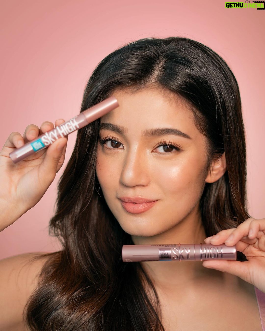 Belle Mariano Instagram - Who knew my lashes could grow even longer within 4 weeks? πβ¨ Take your lashes EVEN higher with #SkyHighLashSerum from #MaybellinePH πβοΈThe only clinically proven serum for thicker, fuller, and longer lashes! π The perfect partner to my #SkyHighMascara for the ultimate lash goals! π«§πβ¨ Grab yours in all Maybelline offline and online stores nationwide! π©·π #LashesFlySkyHigh