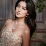 Belle Mariano Instagram - ✨ Jewelry @bulgari Wearing @michaelleyva_ Photography by @dookieducay Creative direction by @eugene_david Styling by @adrianneconcept Makeup by @jakegalvez Hair by @rjdelacruz Style Associate @miss.vince_ Set design by @justine_arcegabumanlag #ABSCBNBall2023