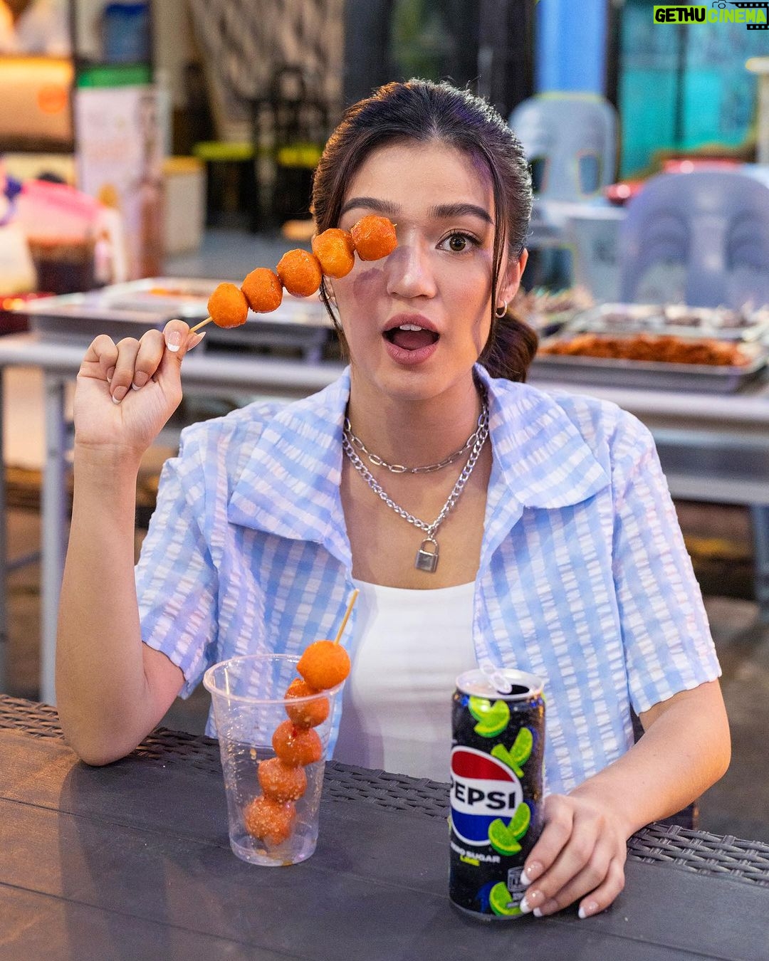 Belle Mariano Instagram - Life is better when itโs sweet & spicy, diba....... @mimiyuuuh, ๐ sino ka-team ko?