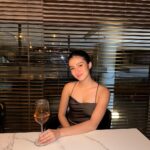 Belle Mariano Instagram - Celebrating the holidays with Team Belle🥂 Thank you @deandelucaqc for accommodating us❤️