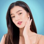 Belle Mariano Instagram – Looking for that all-star look? ⭐ Ace that base with my newest fave pa-star powder: the #FitMeCompactPowder from @maybellinephshop ! Packed with 16HR oil-control 💦, has a matte & poreless finish ✨, and SPF 32! ☀️ Grab yours now and achieve that all-star face card as well! 💫
🌟 Also wearing my other faves 🌟
💗Mascara: Sky High Mascara
💄Lipstick: Superstay Vinyl Ink in Peppy
#MaybellinePH #YourPaStarPowder #MayBELLEine