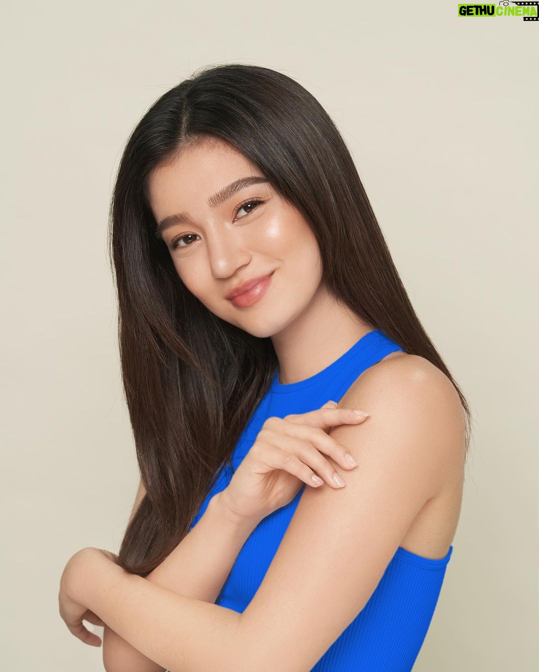 Belle Mariano Instagram - My daily hack for that natural glow? 🍋 Safeguard Lemon Fresh! It's my 99.9% germ-fighting and dirt-protecting partner for that fresh, confident vibe every day. 💁♀️✨