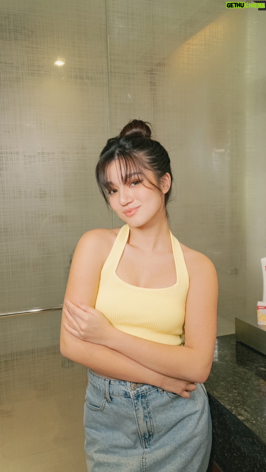 Belle Mariano Instagram - GRWM for a roadtrip with my best skin secret Safeguard Lemon Fresh! It has Vitamin C that protects against skin germs to give that fresh and natural glow all day! I’m so ready for this trip! Guess who I’m going with? 😉