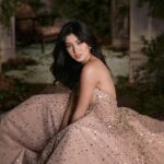 Belle Mariano Instagram - ✨ Wearing @michaelleyva_ Jewelry @bulgari Photography by @dookieducay Creative direction by @eugene_david Styling by @adrianneconcept Makeup by @jakegalvez Hair by @rjdelacruz Style Associate @miss.vince_ Set design by @justine_arcegabumanlag Video by @tidal__studios