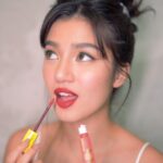 Belle Mariano Instagram - Get in the mood and stay in the mood! 🤸 These NEW Superstay Matte Ink Moodmakers are definitely a mood! 🥰 5 NEW shades 😮 with a fruity scent 🍉🍊🍒🍓 with the most pigmented, vibrant shades that last up to 16HRS! ⏰ I'm wearing the shades Motivator, Meditator, and De-stresser! 😌🧘‍♀️✨ Kiss your EX lipstick goodbye 👋🏻 and choose the lipstick that stays! 💄Grab your own Superstay Matte Ink Moodmakers lipstick 💕 from @maybellinephshop now! 🫦✨ #SSMIMoodmakers #MoodBoostingMattes #MaybellinePH