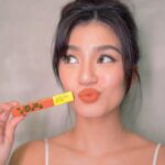 Belle Mariano Instagram - Get in the mood and stay in the mood! 🤸 These NEW Superstay Matte Ink Moodmakers are definitely a mood! 🥰 5 NEW shades 😮 with a fruity scent 🍉🍊🍒🍓 with the most pigmented, vibrant shades that last up to 16HRS! ⏰ I'm wearing the shades Motivator, Meditator, and De-stresser! 😌🧘‍♀️✨ Kiss your EX lipstick goodbye 👋🏻 and choose the lipstick that stays! 💄Grab your own Superstay Matte Ink Moodmakers lipstick 💕 from @maybellinephshop now! 🫦✨ #SSMIMoodmakers #MoodBoostingMattes #MaybellinePH