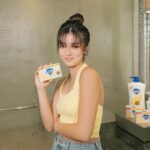 Belle Mariano Instagram - Going on a road trip soon and I’m super excited for it! Always ready to be outdoors thanks to Safeguard Lemon Fresh! It has Vitamin C that fights dirt, germs, and pollution that cause skin dryness and dullness. Now, I have that fresh and natural glow everywhere I go! Stay tuned to see who my road trip buddy is! 💙