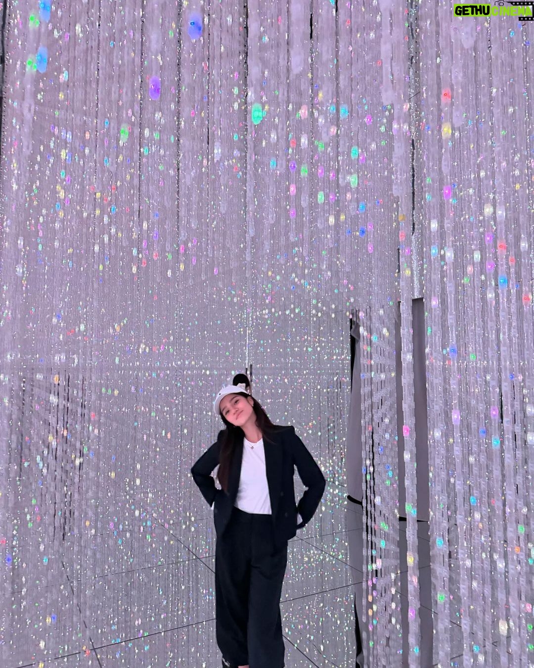 Belle Mariano Instagram - i think i like this little life πΆ teamLab Planets TOKYO / γγΌγ γ©γγγ©γγγ