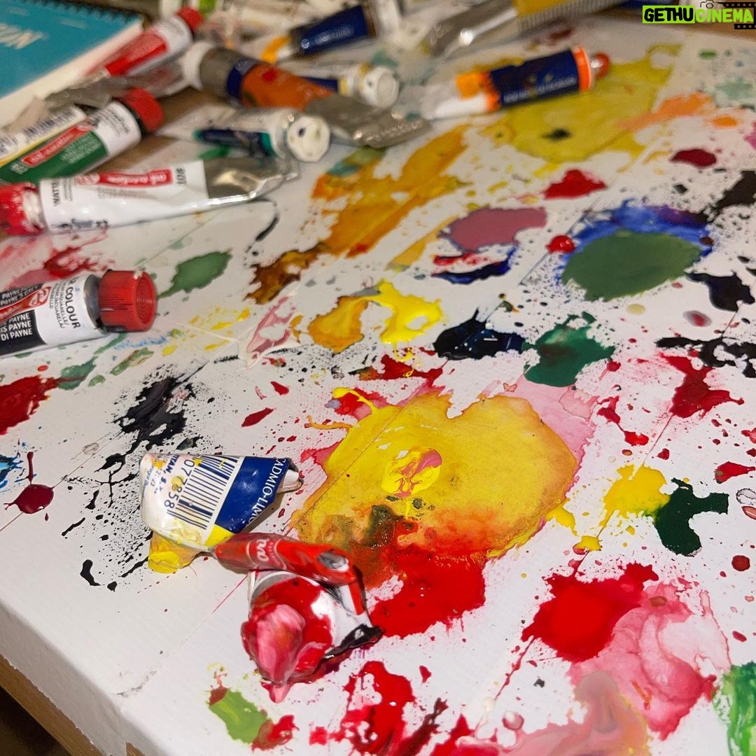 Berta Vázquez Instagram - Paint paint paint New “ Flowers “ on watercolor