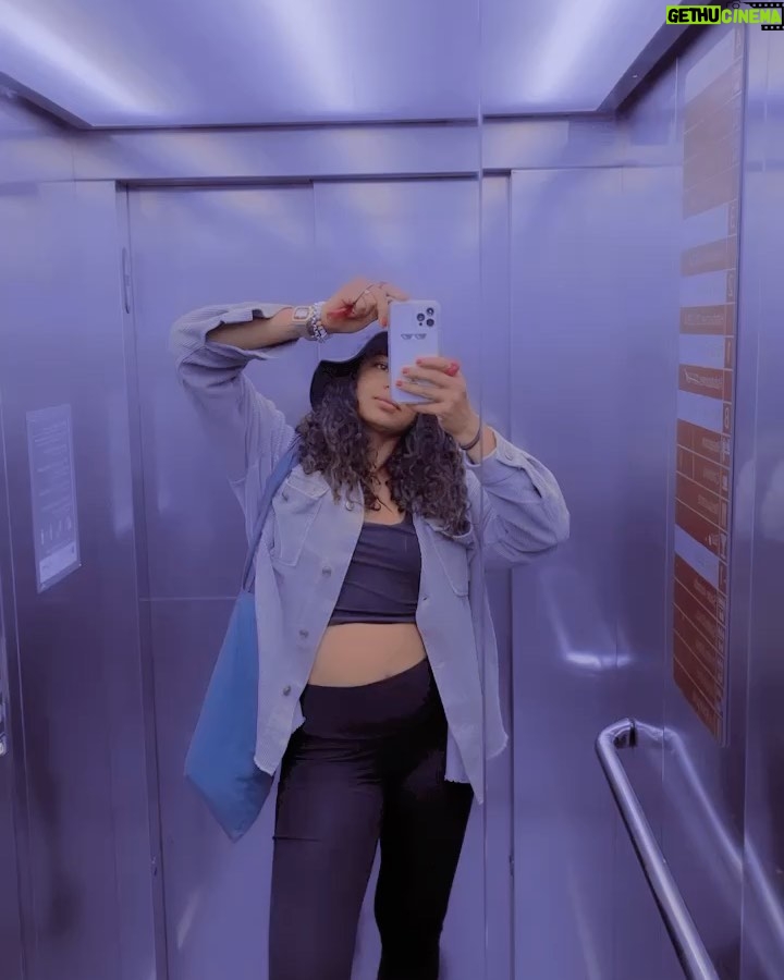 Berta Vázquez - 32.3K Likes - I’ve been doing elevators