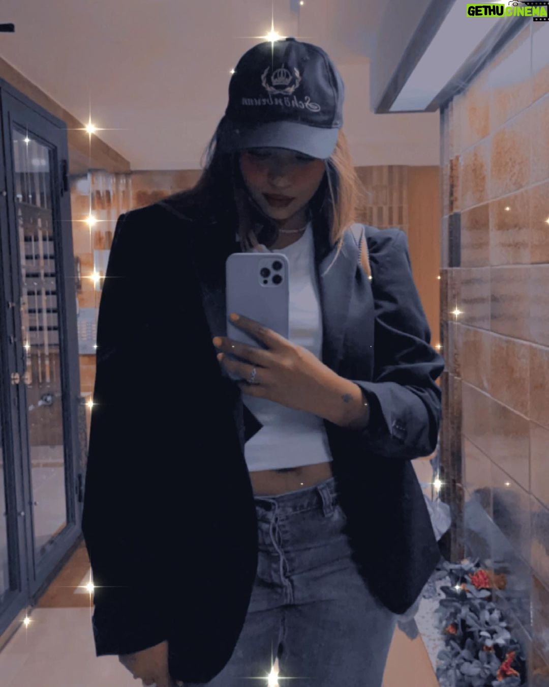 Berta Vázquez - 32.3K Likes - I’ve been doing elevators