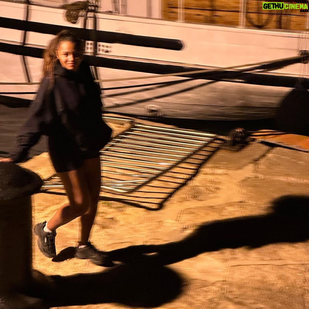Berta Vázquez Instagram - Street from day 1