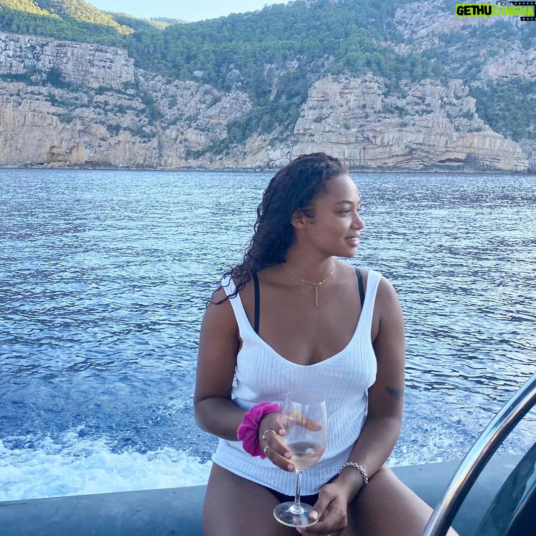 Berta Vázquez - 29.8K Likes - ☀️ thankyou for this amazing day!!!
@nickfalke
@markmorn
@guillaumeroemaet 🚤
@igor_solar
@albertofromibiza
@ingunabutane
@alessroem
@mathieujeukens
@ericcastets