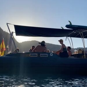 Berta Vázquez Instagram - ☀️ thankyou for this amazing day!!! 
@nickfalke 
@markmorn 
@guillaumeroemaet 🚤 
@igor_solar 
@albertofromibiza 
@ingunabutane 
@alessroem 
@mathieujeukens
@ericcastets