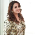 Bhavana Instagram - Everything has changed and yet I am more me than I’ve ever been !! #2024BeKind Jewelry @adorebypriyanka Styling @sabarinathk_ Photography @pranavraaaj #Bhavana #BhavanaMenon #Mrsjune6