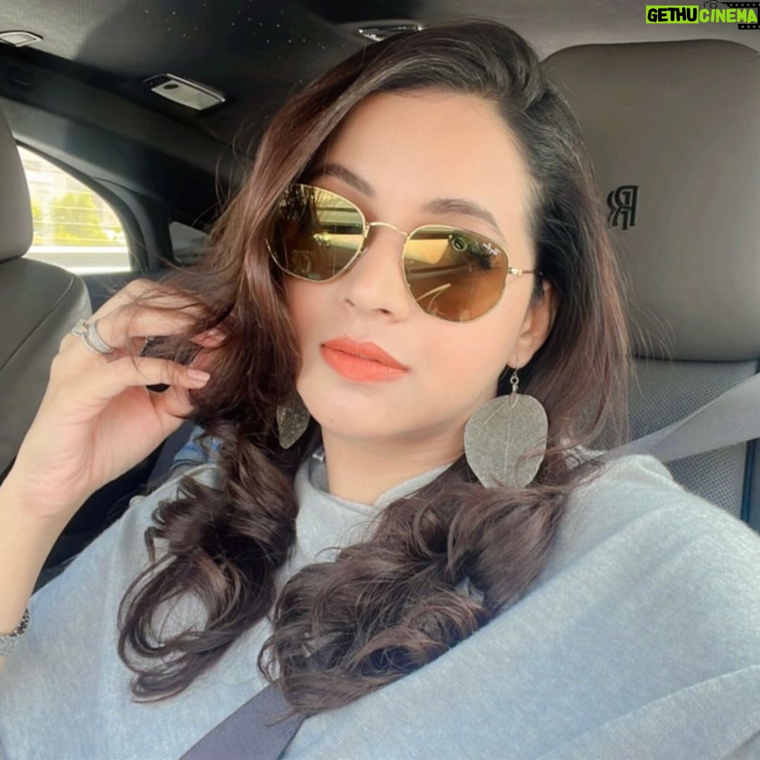 Bhavana Instagram - Whoever said that money doesn’t buy happiness, didn’t know where to shop! 🛍️ 🤷🏻♀️ #Shopaholic #StressBuster #HandBagFetish #Bhavana #BhavanaMenon #Mrsjune6