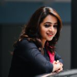 Bhavana Instagram - ♥️🖤HELLO JUNE🖤♥️ Outfit @styled_by_lichiee 📸 @hari_thirumala #Bhavana #BhavanaMenon #Mrsjune6
