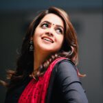 Bhavana Instagram - ♥️🖤HELLO JUNE🖤♥️ Outfit @styled_by_lichiee 📸 @hari_thirumala #Bhavana #BhavanaMenon #Mrsjune6