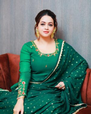 Bhavana Instagram - 💚💚💚
Outfit & Styling @sabarinathk_
Jewellery @meralda.jewels 
Hair @jeenastudio 
📸@pranavraaaj #Bhavana #BhavanaMenon #Mrsjune6