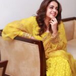 Bhavana Instagram - 🌼🌼🌼 Outfit & Styling @sabarinathk_ Hair @jeenastudio 📸 @pranavraaaj Earrings @seeruscollections #Bhavana #BhavanaMenon #MrsJune6